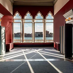**** Hotel Il Palazzo Experimental Italia